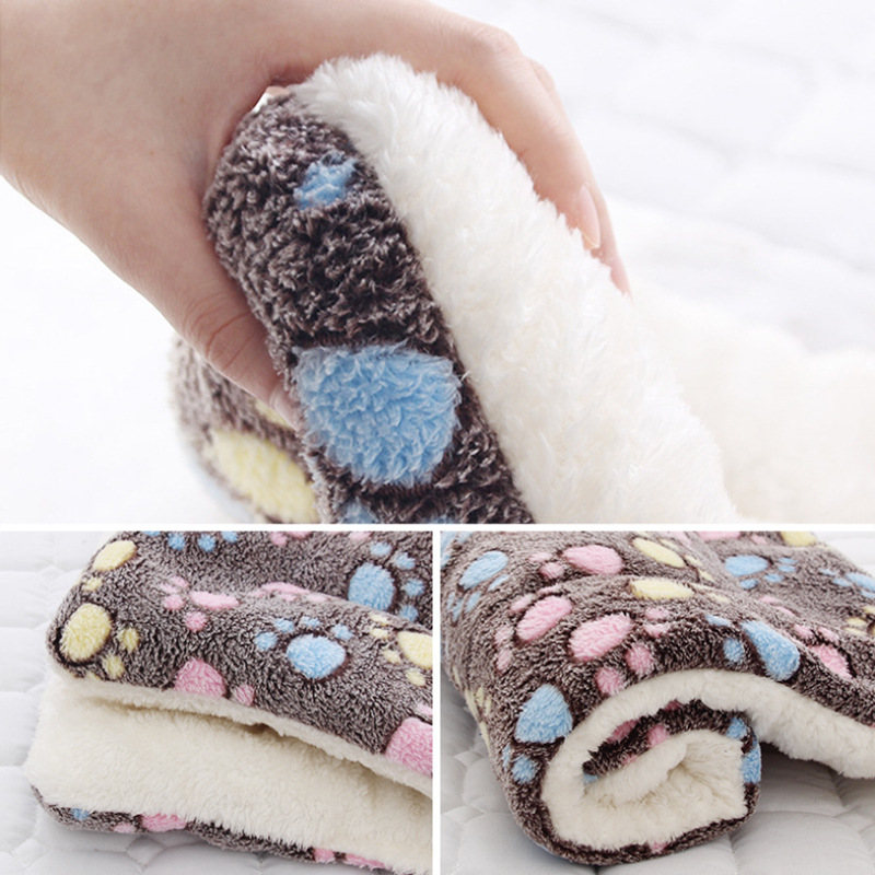 Pet Sleeping Pad Cat Bed Dog Bed Thickened Pet Soft Fur Pad Blanket Mattress Home Portable Warm Carpet Warm Sleep Cover